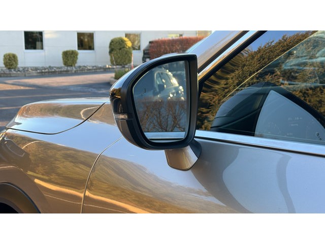 2023 INFINITI QX60 LUXE LUXE AWD Premium Unleaded V-6 3.5 L/213 [10]