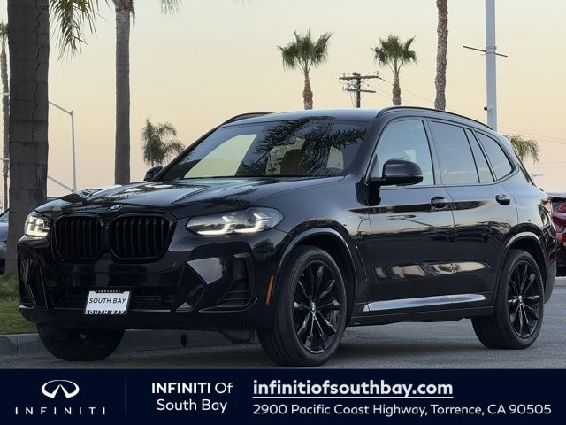 2023 BMW X3 30i's photo