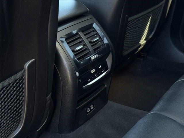 2021 BMW X3 xDrive30e xDrive30e Plug-In Hybrid Intercooled Turbo Gas/Electric I-4 2.0 L/122 [19]