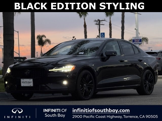2023 Volvo S60 Plus Black Edition B5 AWD Plus Black Edition Intercooled Turbo Gas/Electric I-4 2.0 L/120 [0]