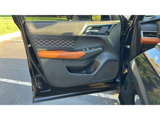 2022 Mitsubishi Outlander SEL SEL S-AWC Regular Unleaded I-4 2.5 L/152 [14]