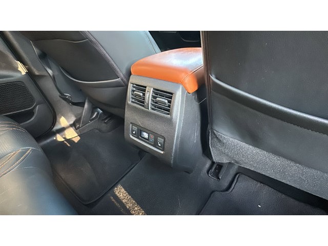 2022 Mitsubishi Outlander SEL SEL S-AWC Regular Unleaded I-4 2.5 L/152 [27]