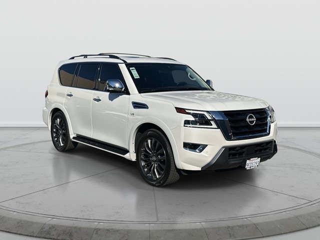 2022 Nissan Armada Platinum 4x2 Platinum Regular Unleaded V-8 5.6 L/339 [3]
