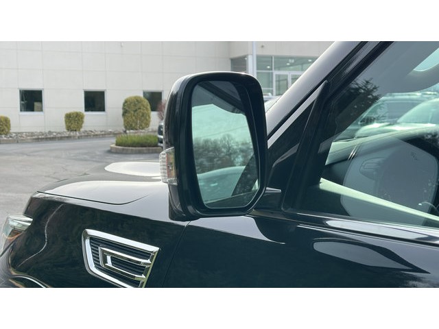 2024 INFINITI QX80 LUXE LUXE AWD Premium Unleaded V-8 5.6 L/339 [11]