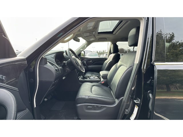 2024 INFINITI QX80 LUXE LUXE AWD Premium Unleaded V-8 5.6 L/339 [12]