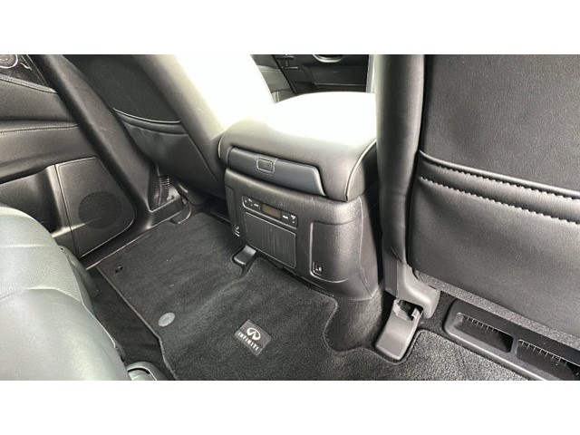 2024 INFINITI QX80 LUXE LUXE AWD Premium Unleaded V-8 5.6 L/339 [27]