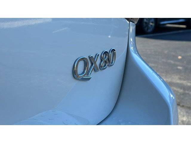 2024 INFINITI QX80 PREMIUM SELECT PREMIUM SELECT AWD Premium Unleaded V-8 5.6 L/339 [9]