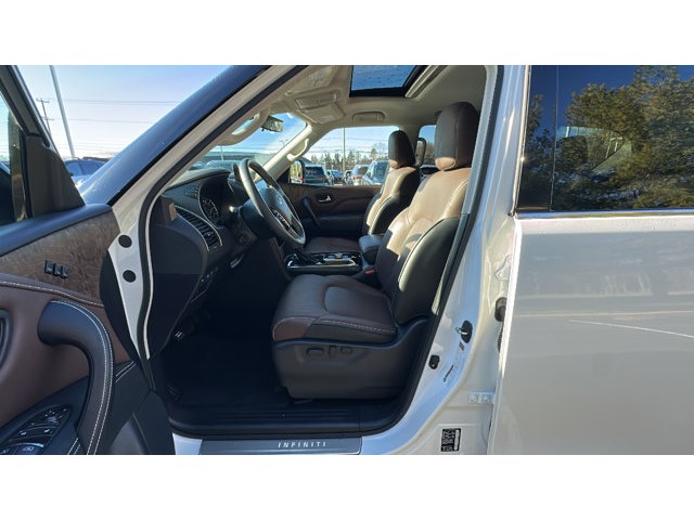 2024 INFINITI QX80 PREMIUM SELECT PREMIUM SELECT AWD Premium Unleaded V-8 5.6 L/339 [12]