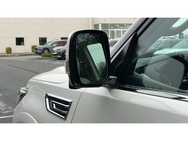 2022 INFINITI QX80 LUXE LUXE AWD Premium Unleaded V-8 5.6 L/339 [11]