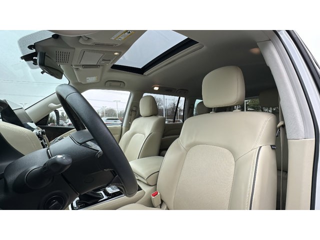 2022 INFINITI QX80 LUXE LUXE AWD Premium Unleaded V-8 5.6 L/339 [13]
