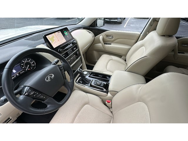 2022 INFINITI QX80 LUXE LUXE AWD Premium Unleaded V-8 5.6 L/339 [22]