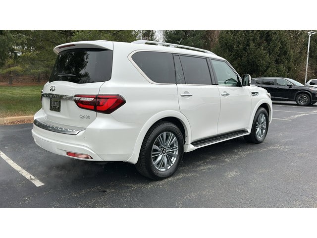 2022 INFINITI QX80 LUXE LUXE AWD Premium Unleaded V-8 5.6 L/339 [7]
