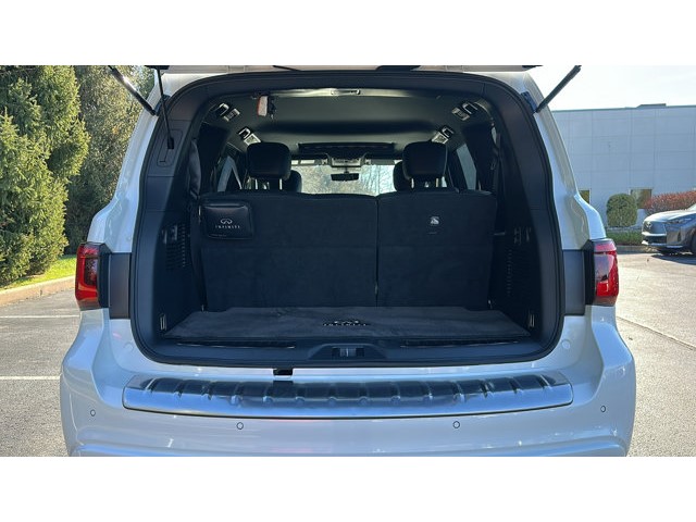 2024 INFINITI QX80 SENSORY SENSORY AWD Premium Unleaded V-8 5.6 L/339 [6]