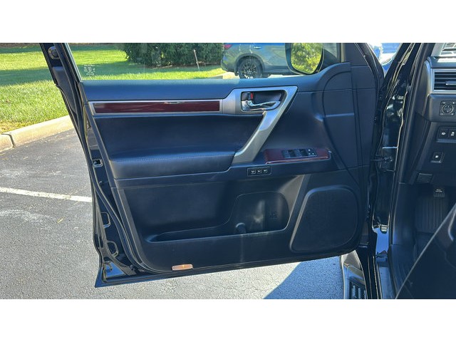 2019 Lexus GX 460  Premium Unleaded V-8 4.6 L/281 [13]