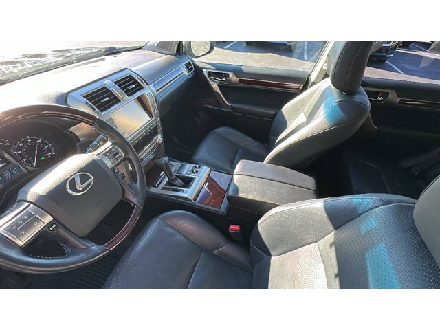 2019 Lexus GX 460  Premium Unleaded V-8 4.6 L/281 [21]