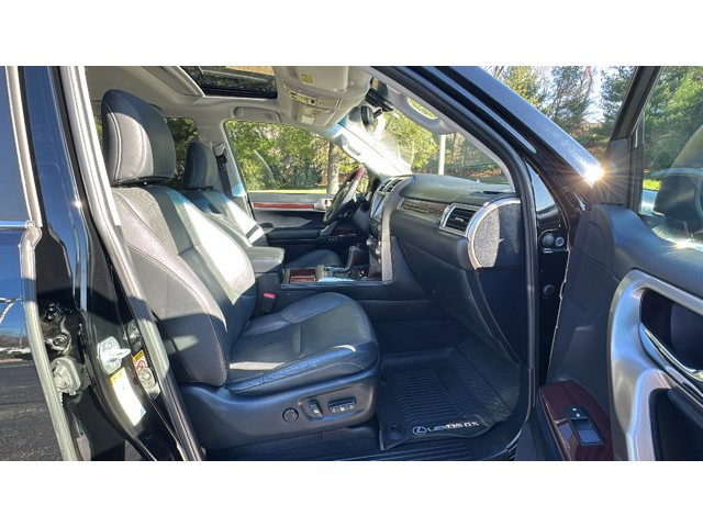 2019 Lexus GX 460  Premium Unleaded V-8 4.6 L/281 [23]