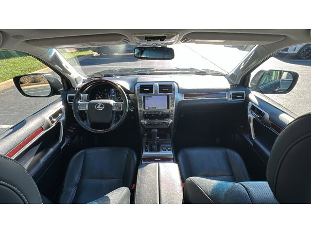 2019 Lexus GX 460  Premium Unleaded V-8 4.6 L/281 [26]