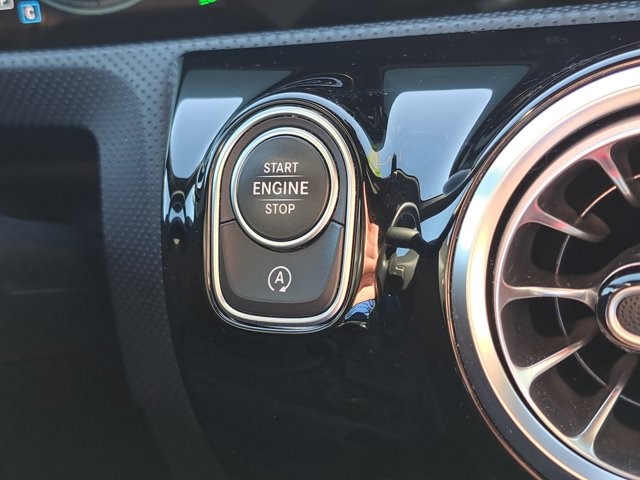 2022 Mercedes-Benz CLA CLA250 - Photo 17