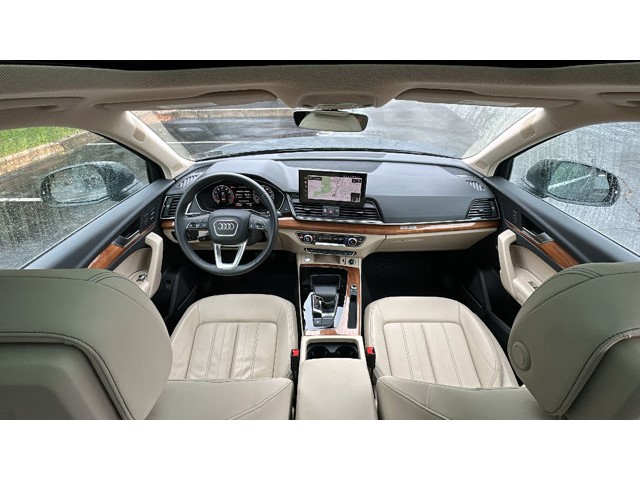 2023 Audi Q5 S line Premium Plus S line Premium Plus 45 TFSI quattro Intercooled Turbo Gas/Electric I-4 2.0 L/121 [26]