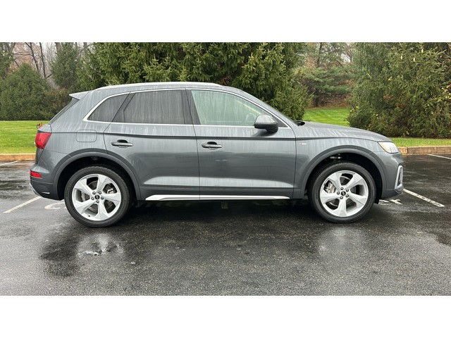 2023 Audi Q5 S line Premium Plus S line Premium Plus 45 TFSI quattro Intercooled Turbo Gas/Electric I-4 2.0 L/121 [27]