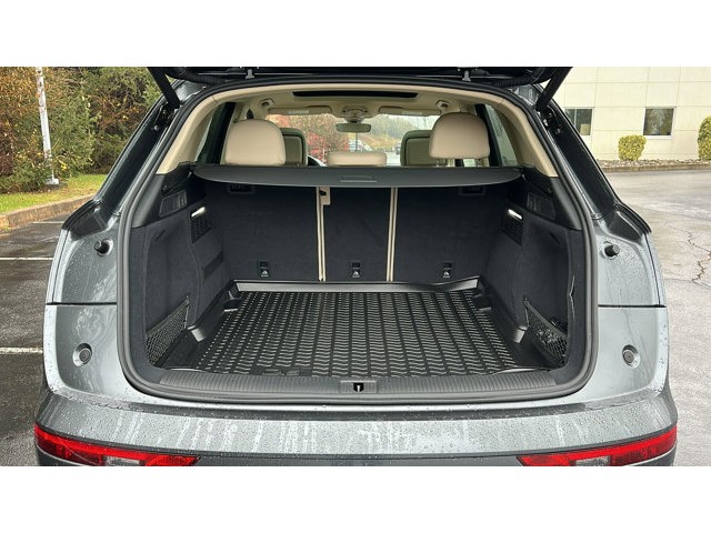 2023 Audi Q5 S line Premium Plus S line Premium Plus 45 TFSI quattro Intercooled Turbo Gas/Electric I-4 2.0 L/121 [5]