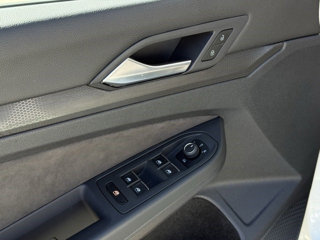 2023 Volkswagen Golf GTI SE 2.0T SE Manual Intercooled Turbo Regular Unleaded I-4 2.0 L/121 [12]