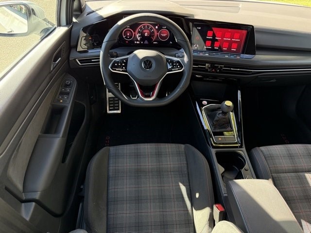 2023 Volkswagen Golf GTI SE 2.0T SE Manual Intercooled Turbo Regular Unleaded I-4 2.0 L/121 [26]