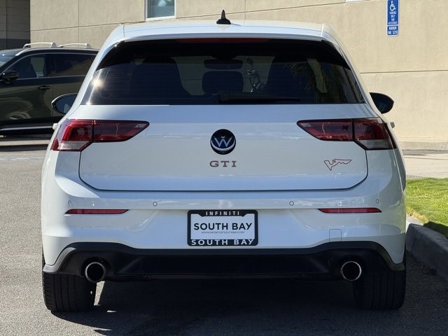 2023 Volkswagen Golf GTI SE 2.0T SE Manual Intercooled Turbo Regular Unleaded I-4 2.0 L/121 [5]