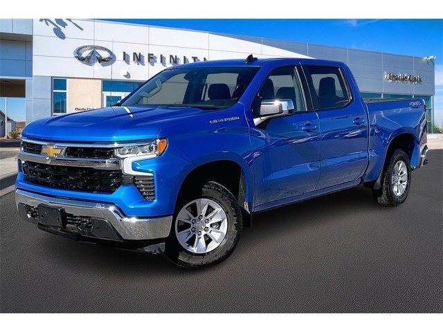 2025 Chevrolet Silverado 1500 LT's photo