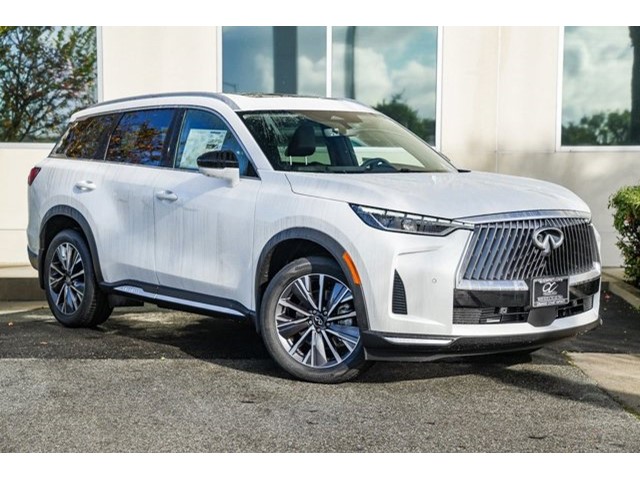 2026 INFINITI QX60 LUXE's photo
