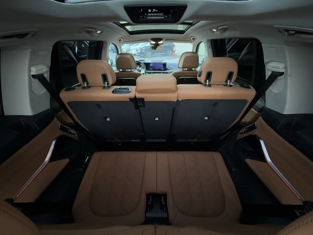 2024 BMW X7 xDrive40i xDrive40i Sports Activity Vehicle Intercooled Turbo Gas/Electric I-6 3.0 L/183 [27]