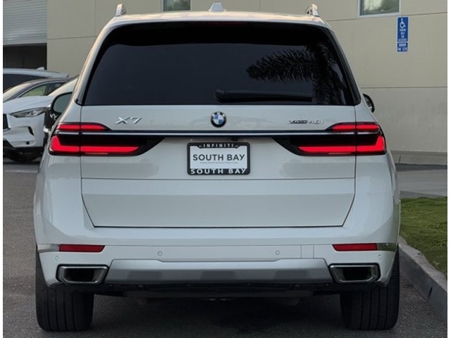 2024 BMW X7 xDrive40i xDrive40i Sports Activity Vehicle Intercooled Turbo Gas/Electric I-6 3.0 L/183 [6]
