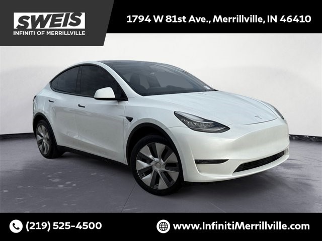 2023 Tesla Model Y Long Range's photo