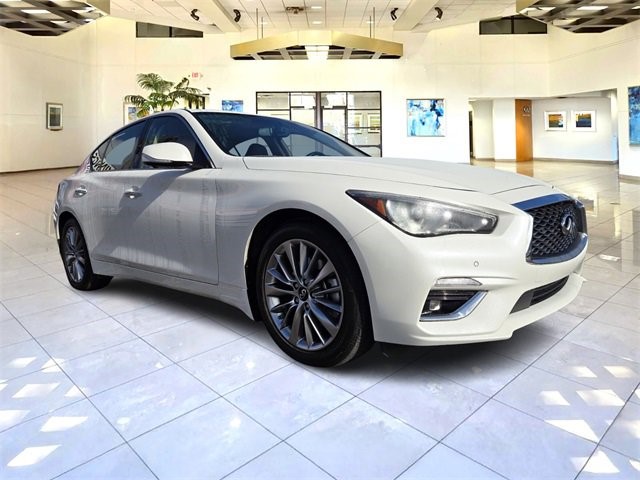 2024 INFINITI Q50 LUXE LUXE AWD Twin Turbo Premium Unleaded V-6 3.0 L/183 [1]