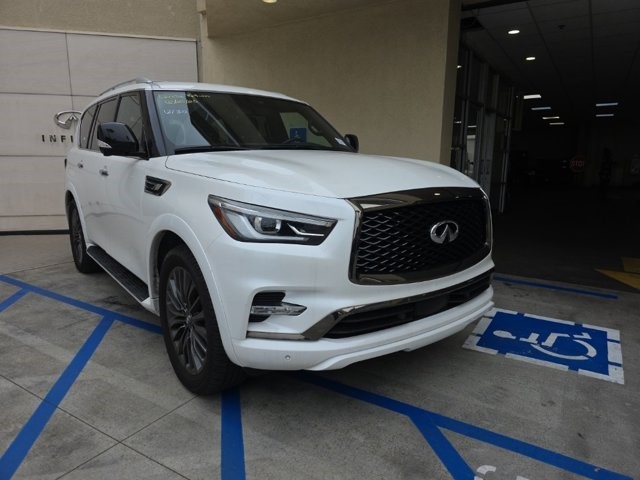 2024 INFINITI QX80 Sensory 4WD's photo