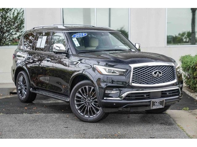 2024 INFINITI QX80 Sensory 4WD's photo