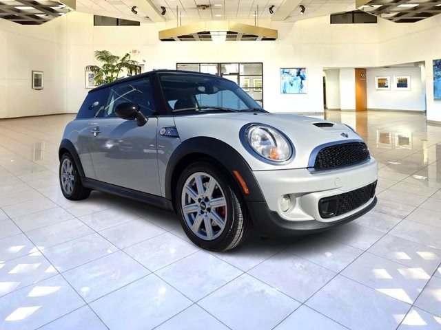 2013 MINI Cooper Hardtop S 2dr Cpe S Turbocharged Gas I4 1.6L/98 [1]