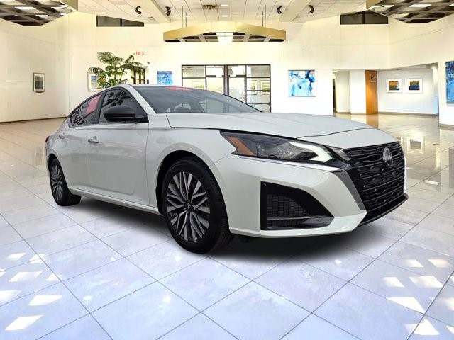 2024 Nissan Altima 2.5 SV 2.5 SV Sedan Regular Unleaded I-4 2.5 L/152 [2]