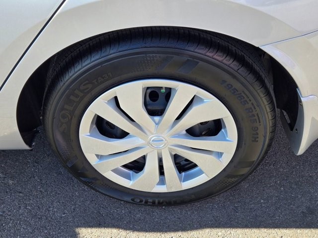 2025 Nissan Versa Sedan S - Photo 10