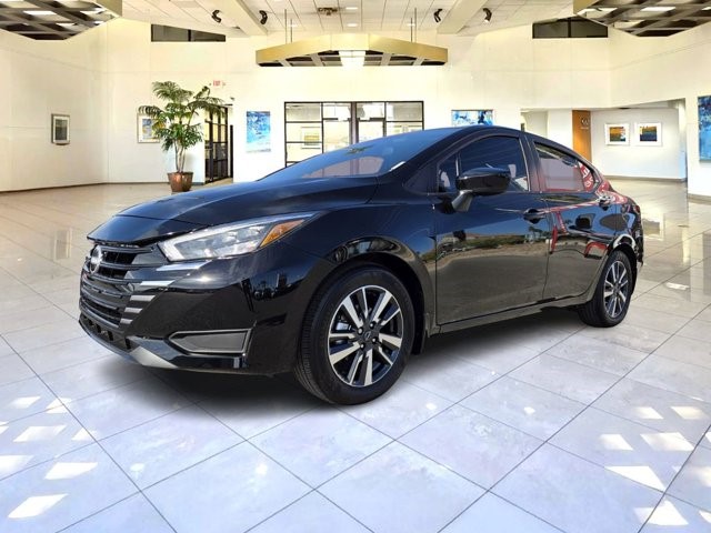 2025 Nissan Versa SV SV CVT Regular Unleaded I-4 1.6 L/98 [1]