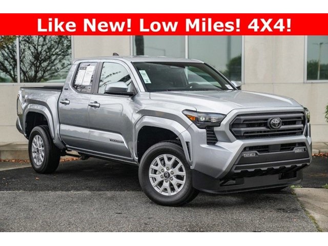 2025 Toyota Tacoma 4WD SR5  Intercooled Turbo Regular Unleaded I-4 2.4 L/146 [0]