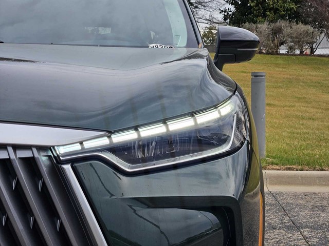 New 2026 DEEP EMERALD INFINITI LUXE image 6