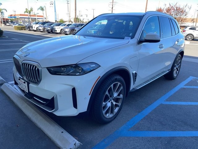 2024 BMW X5 M50i's photo