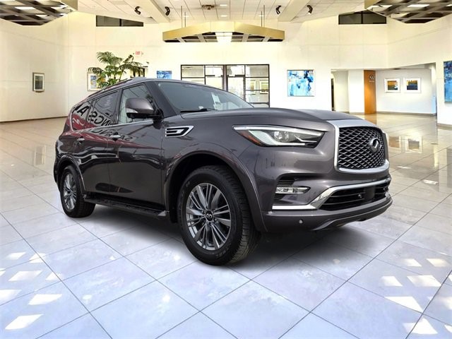 2022 INFINITI QX80 LUXE LUXE RWD Premium Unleaded V-8 5.6 L/339 [2]