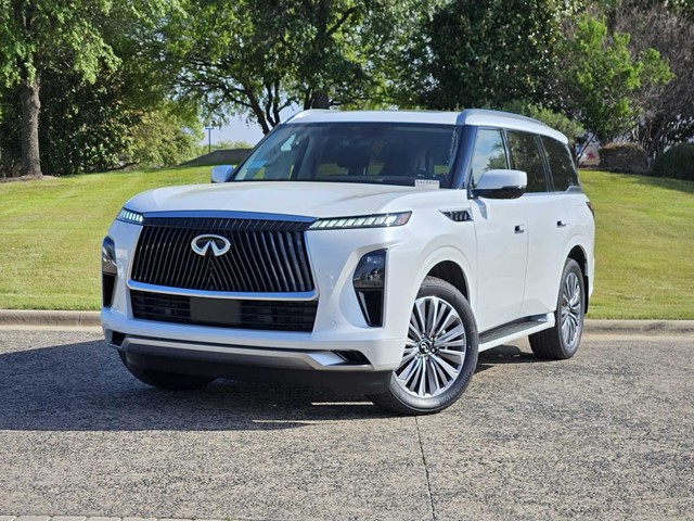 2026 INFINITI QX80 LUXE