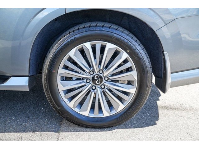 2026 INFINITI QX80 Luxe - Photo 10