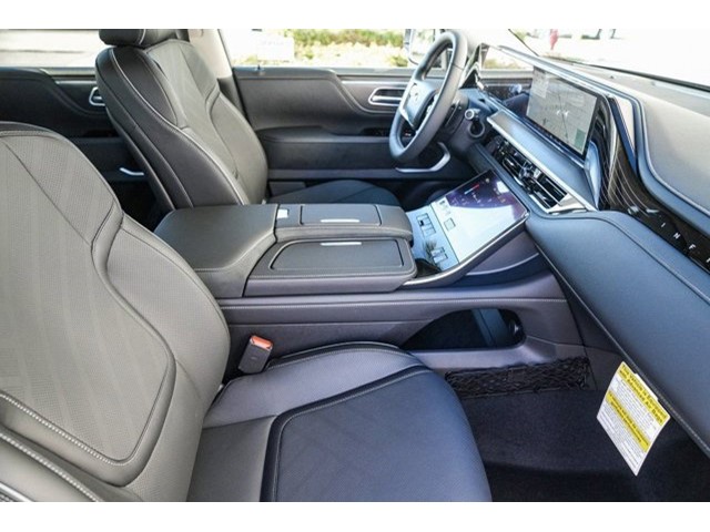 2026 INFINITI QX80 Luxe - Photo 16