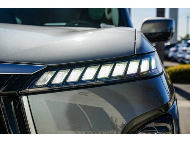 2026 INFINITI QX80 Luxe - Photo 8