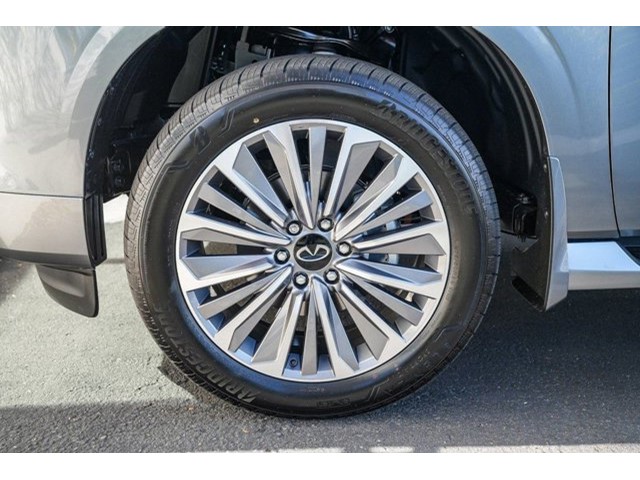 2026 INFINITI QX80 Luxe - Photo 9