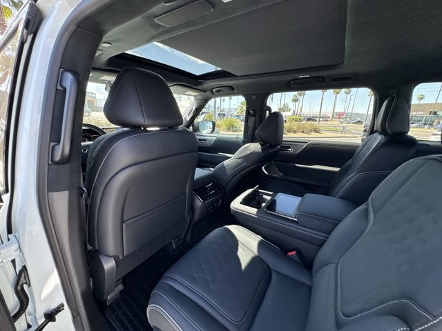 2026 INFINITI QX80 Autograph - Photo 22